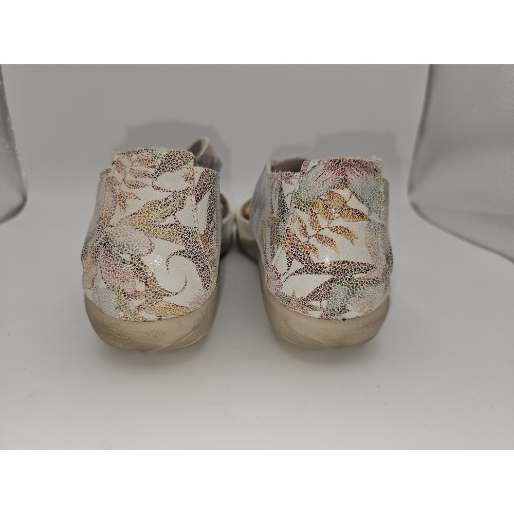 Naot Papaki Sandals Sz 9 White and Floral Pattern Adjustable Strap Comfort Shoe - Picture 8 of 11